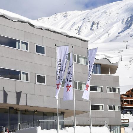 Hotel Ski Austria St.Christoph A.A. 장크트 크리스토프 암 아를베르크 외부 사진